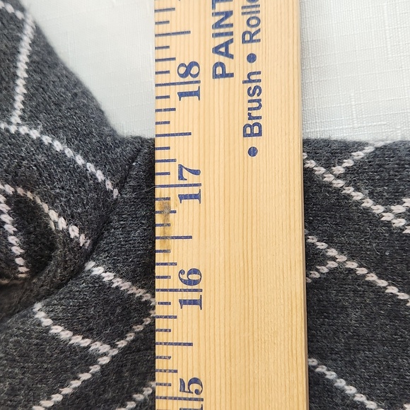 LILLA P Charcoal Gray White Moto Jacket Sweater. Size S - Picture 10 of 12